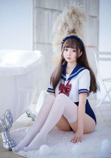 欧美极品泳装秀视频_BD英语在线播放观看