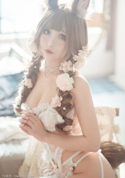 欧美美女激情动态图_DVD免费观看